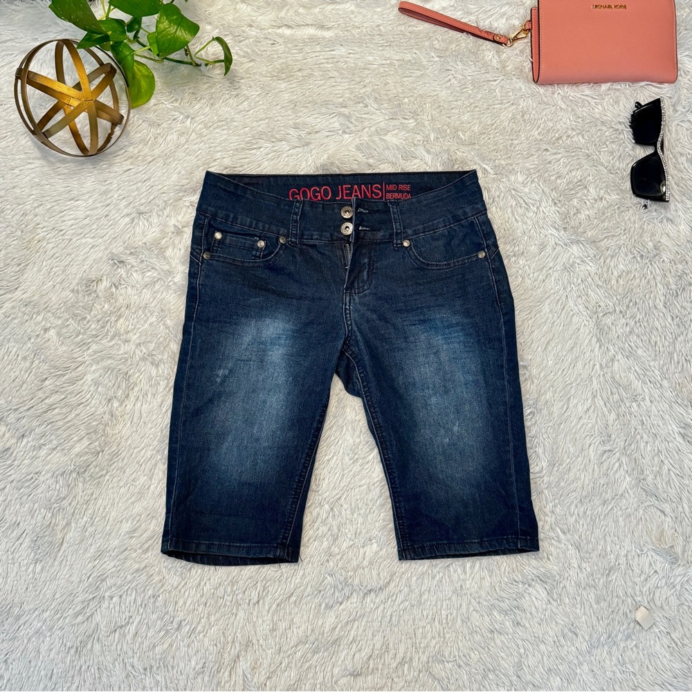 Women's Dark-Wash Denim Mid-Rise Bermuda Shorts (GOGO JEANS)